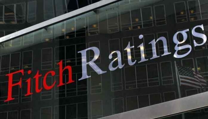 Fitch Sees Brighter Outlook for Pakistan’s Banks Amid Economic Stabilisation