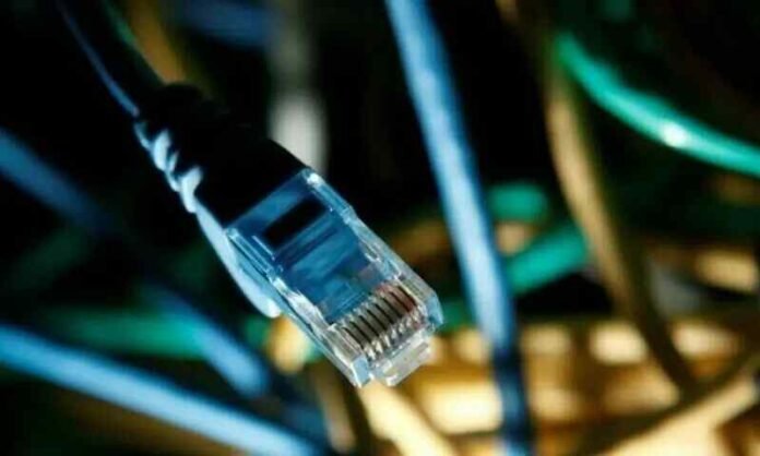 Internet Speeds in Pakistan Likely to Dip Due to Submarine Cable Cuts